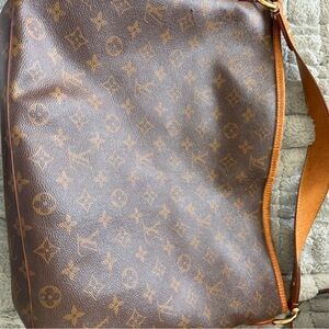 Louis Vuitton Delightful MM Monogram Shoulder Bag – Authentic – Patina